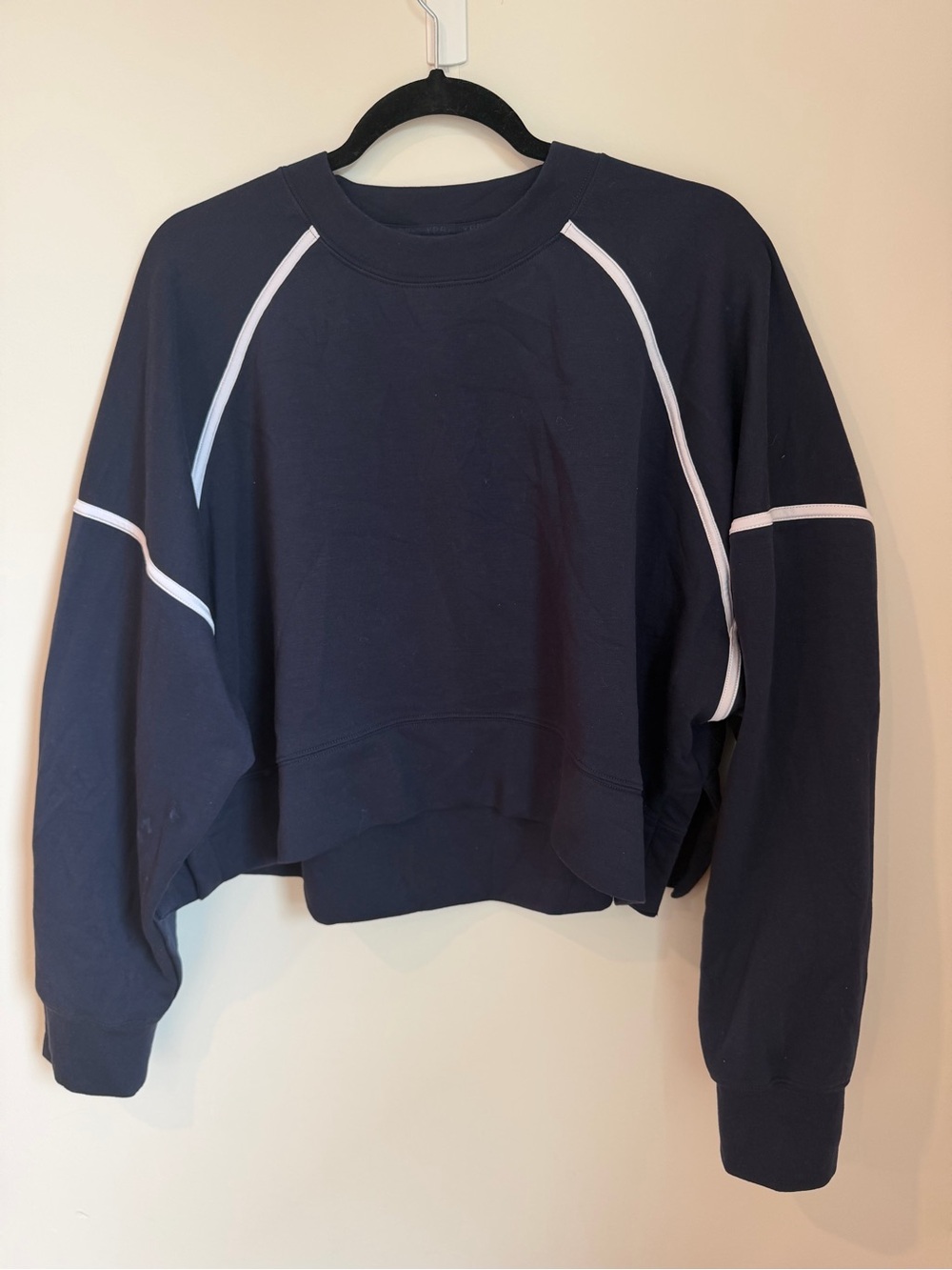 YPB Abercrombie Cropped Navy Crewneck Sweatshirt with White Piping